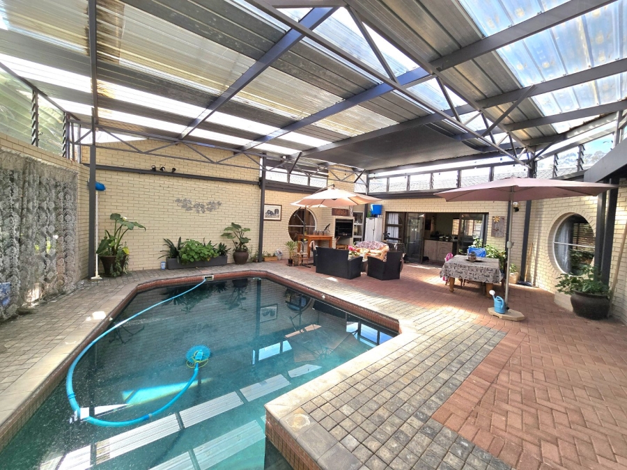 4 Bedroom Property for Sale in La Provance Free State